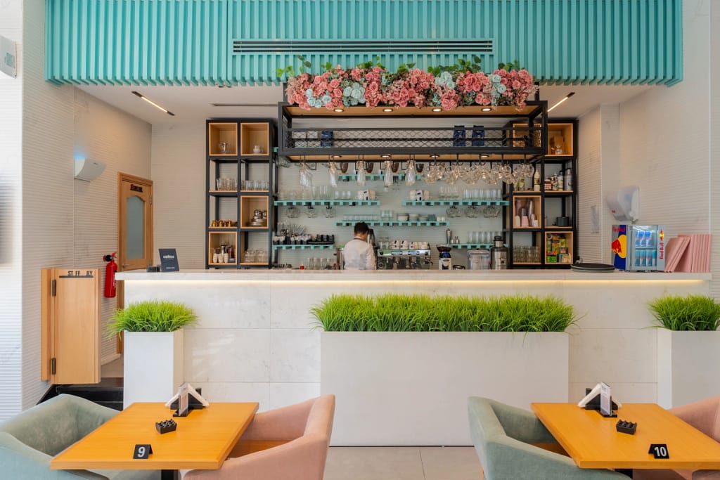 Restaurants in Deira Dubai: Discover Authentic Lebanese Flavors at Bayt Wared