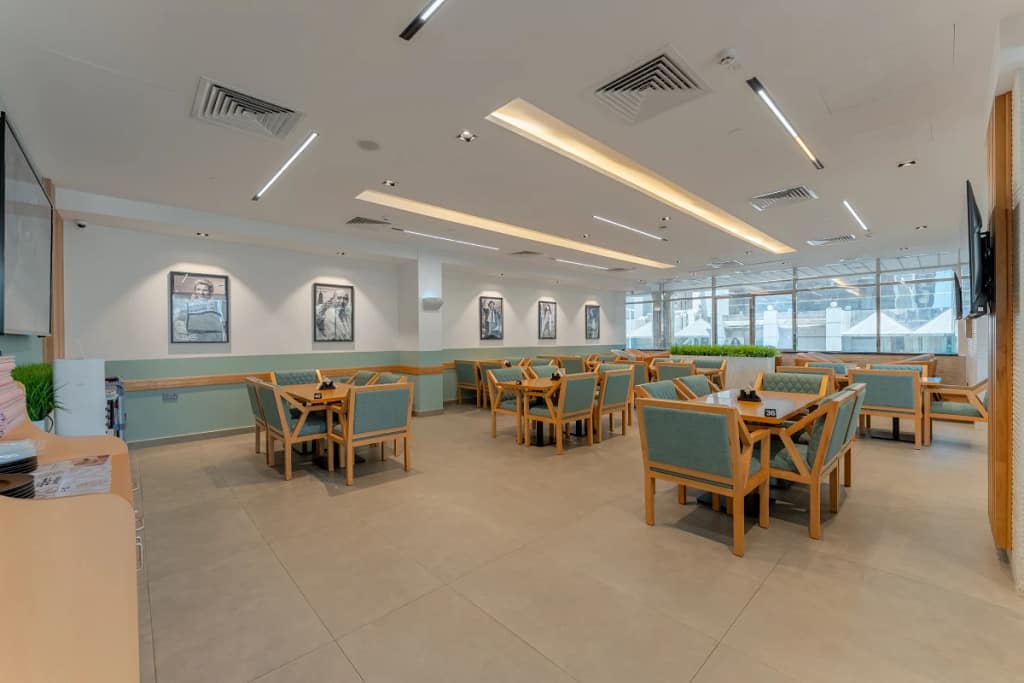 Lebanese Lunch in Dubai – Enjoy Authentic Flavors and Fresh Dishes at Bayt WARD