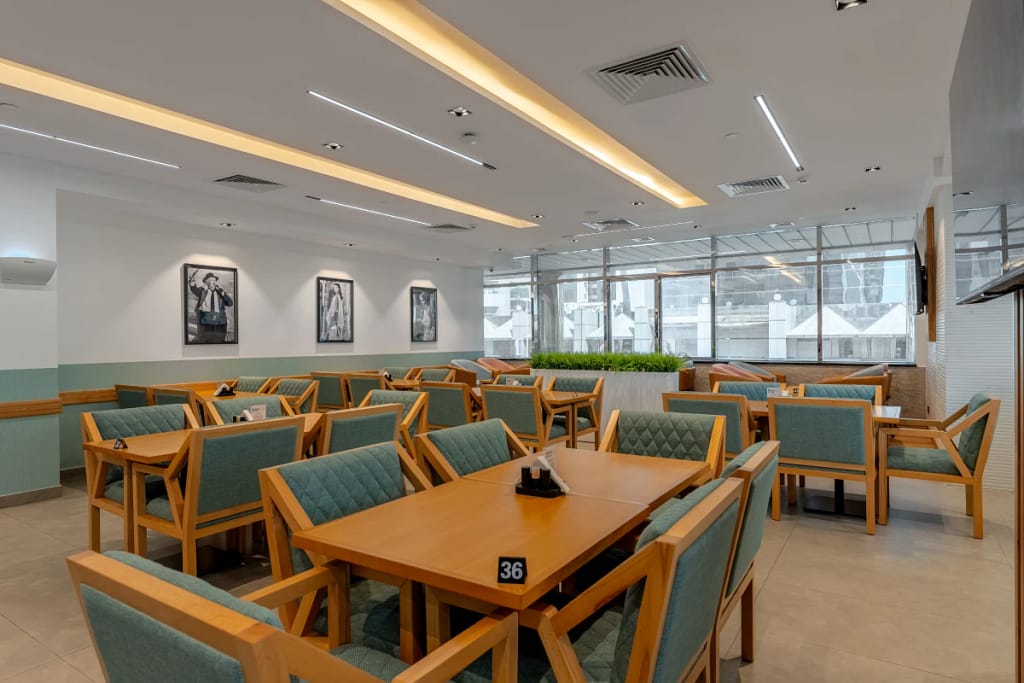 Best Shisha Cafe Dubai – Premium Shisha Experience at Baytwaard