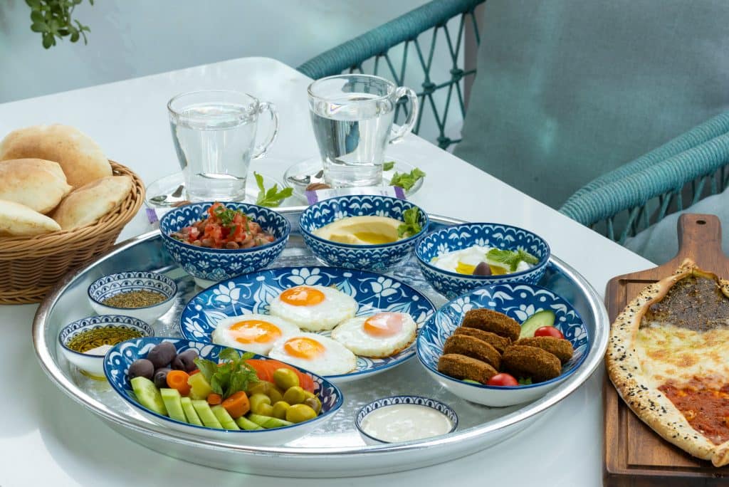 أفضل فطور لبناني في دبي | مطعم بيت ورد