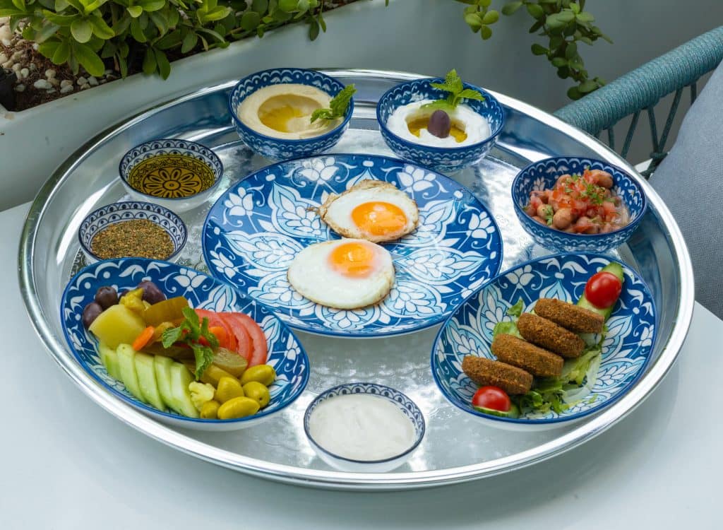 أفضل فطور لبناني في دبي | مطعم بيت ورد