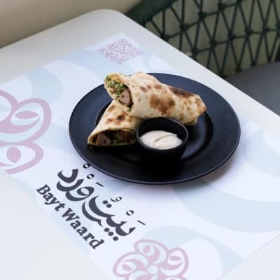 أين يمكن تناول الطعام اللبناني في دبي